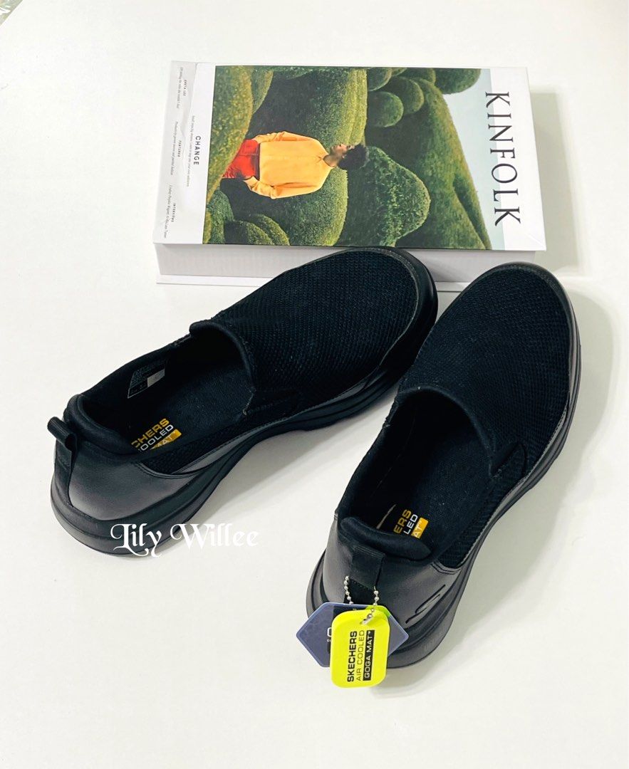 Skechers lily sales