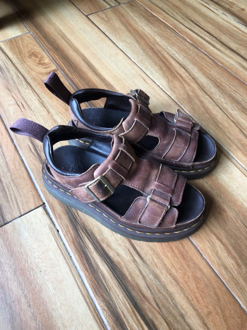 Limited Edition Dr. Martens Platform Sandals (Category: Flats & Sandals) located in Paranaque City. Submitted by mireyavaz42329 (Listing ID 1259183640, Image 1). Description: Vintage special edition Doc Marten’s gladiator sandals in brown leather. Loved but decluttering home!.