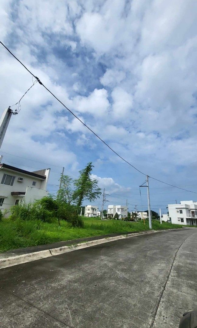 Lot For Sale Sta. Rosa Laguna, Property, For Sale, Lot on Carousell