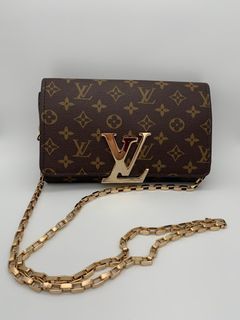💜💜 Authentic Louis Vuitton paper bag, Luxury, Bags & Wallets on Carousell