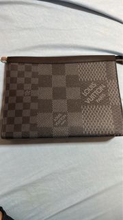 Louis Vuitton x NBA Soft Trunk Wallet 🏀💼 - Ball Grain Leather