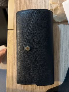 Louis Vuitton - Sarah Wallet Limited Edition (Floral inside), Luxury,  Bags & Wallets on Carousell