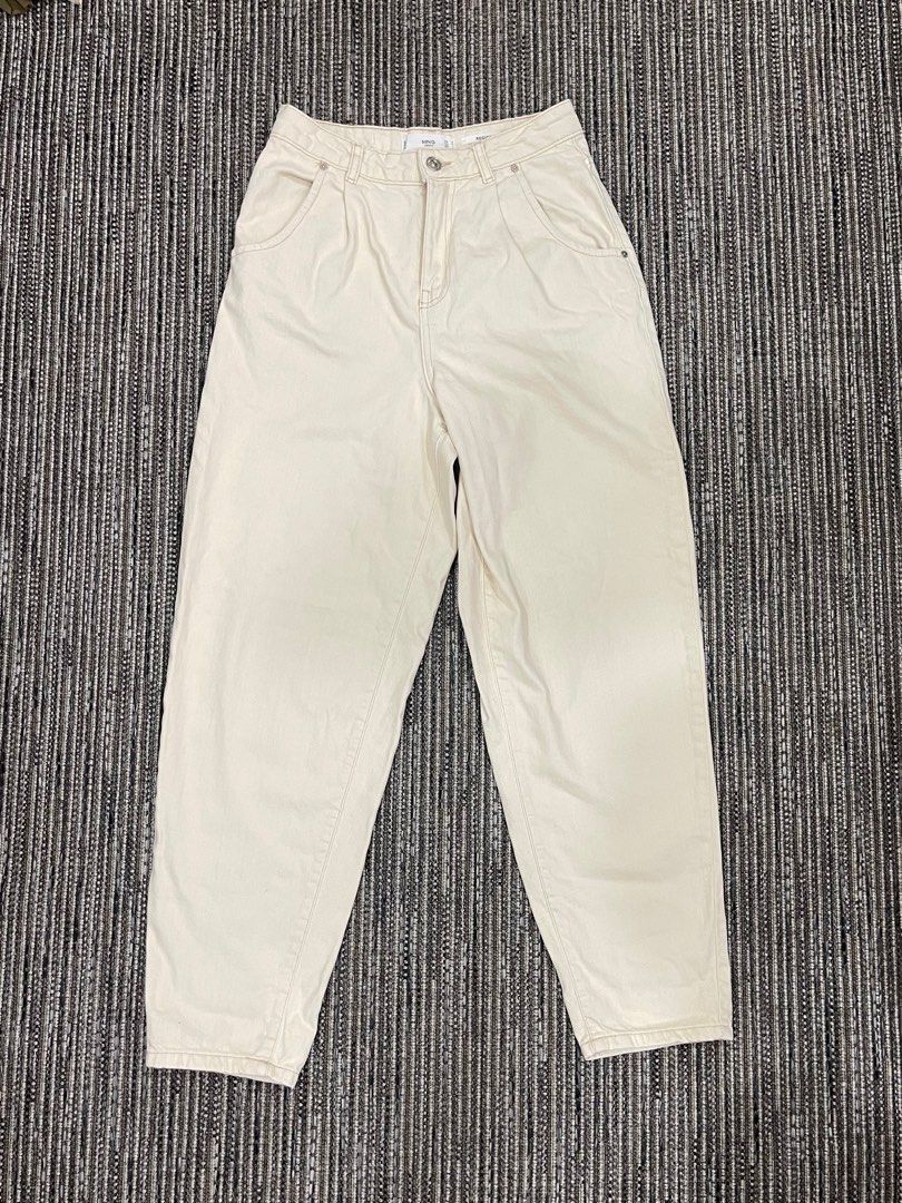 Mango Regina Slouchy Jeans Cream (Category: Jeans) located in Manila. Submitted by jdeclutters1 (Listing ID 1259177181, Image 2). Description: Mango Regina Jeans Cream • size US 2 (fits 25-26” waist) • vintage mom fit • like new, still in good condition • rfs: too many jeans already.