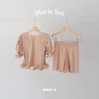 Marie Set in Cream