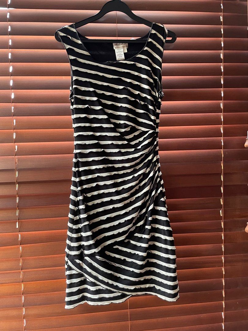 Max studio new arrivals sleeveless dress