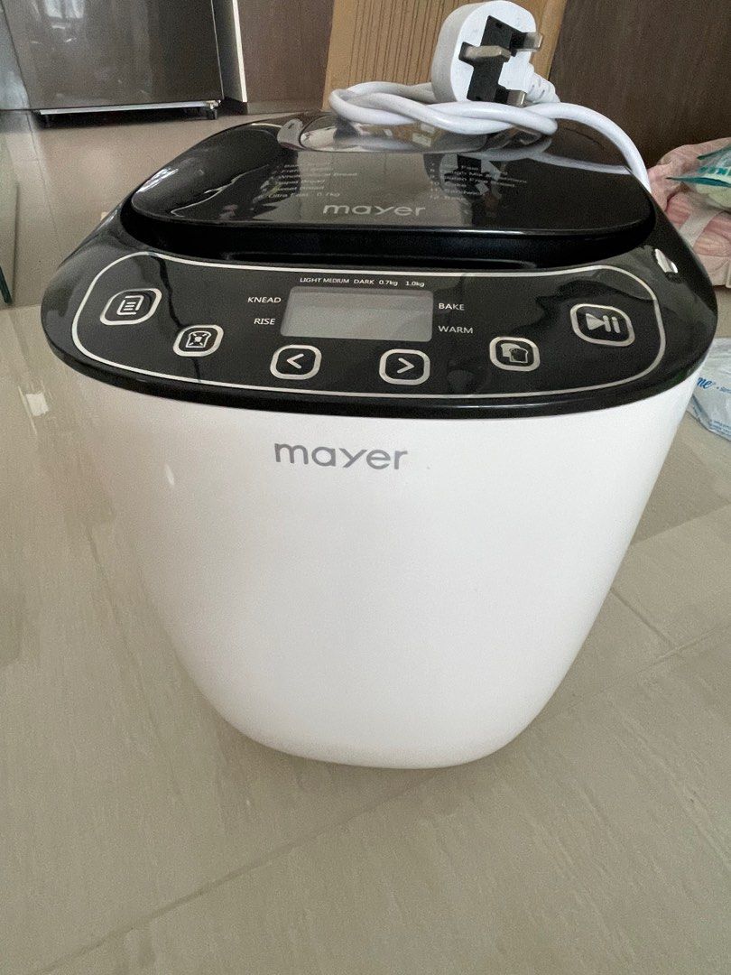 Mayer Breadmaker (Category: Breadmakers) located in Singapore. Submitted by pitterpats (Listing ID 1259101105, Image 1). Description: .