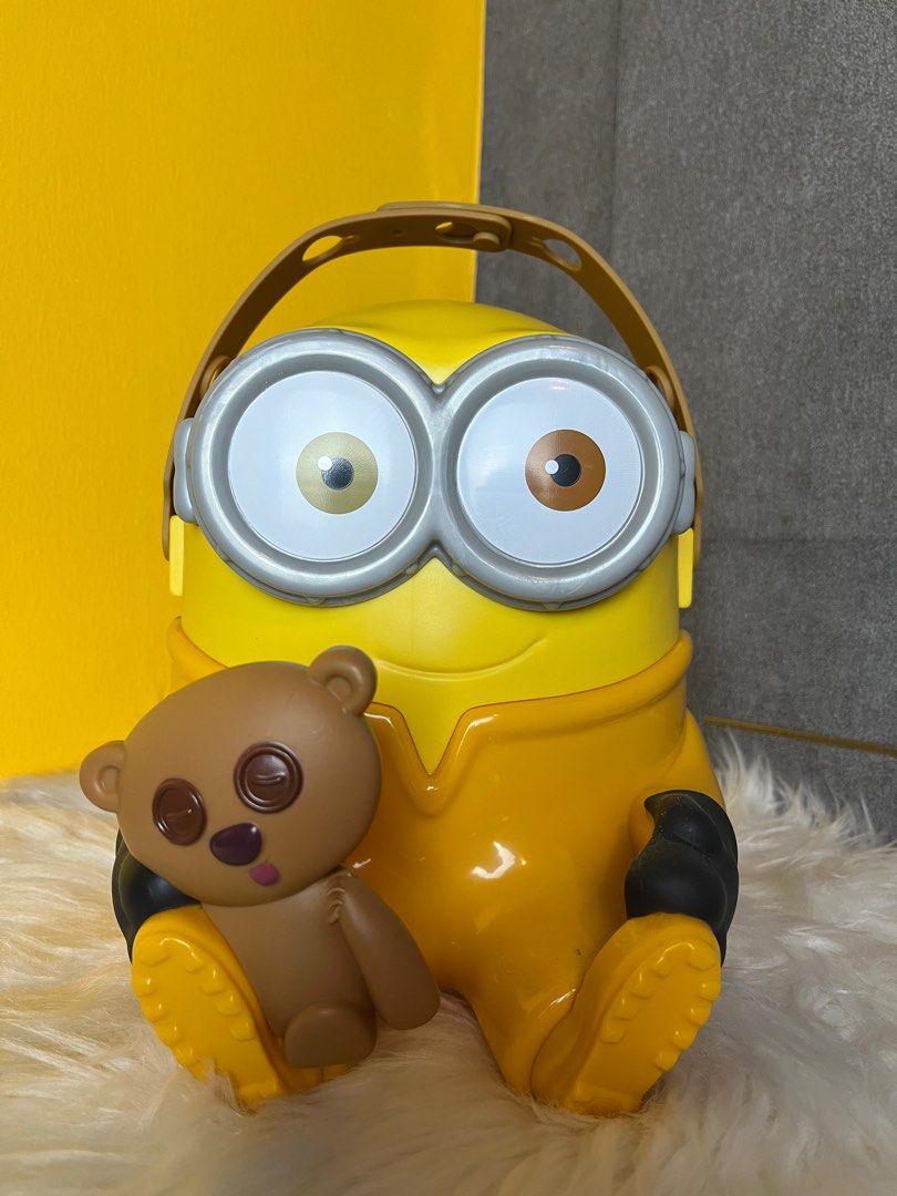 Minion Compai Powered Mcd Exclusive Toys, Hobbies & Toys, Collectibles & Memorabilia, Fan