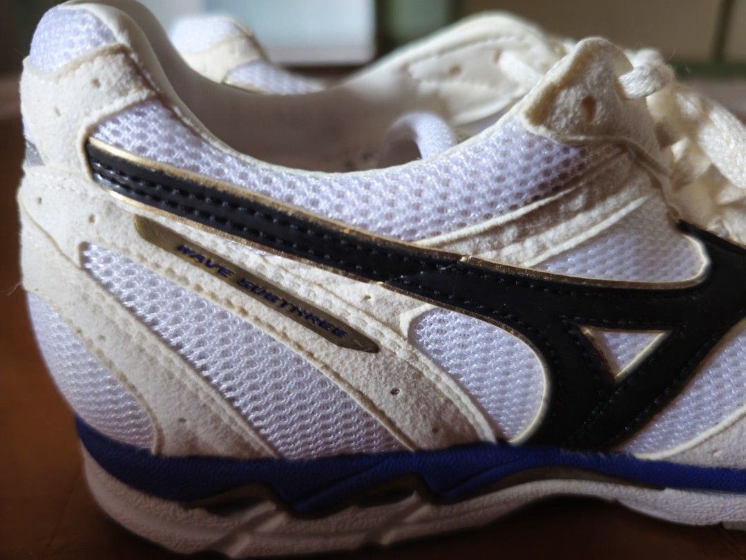 Mizuno wave subthree hotsell