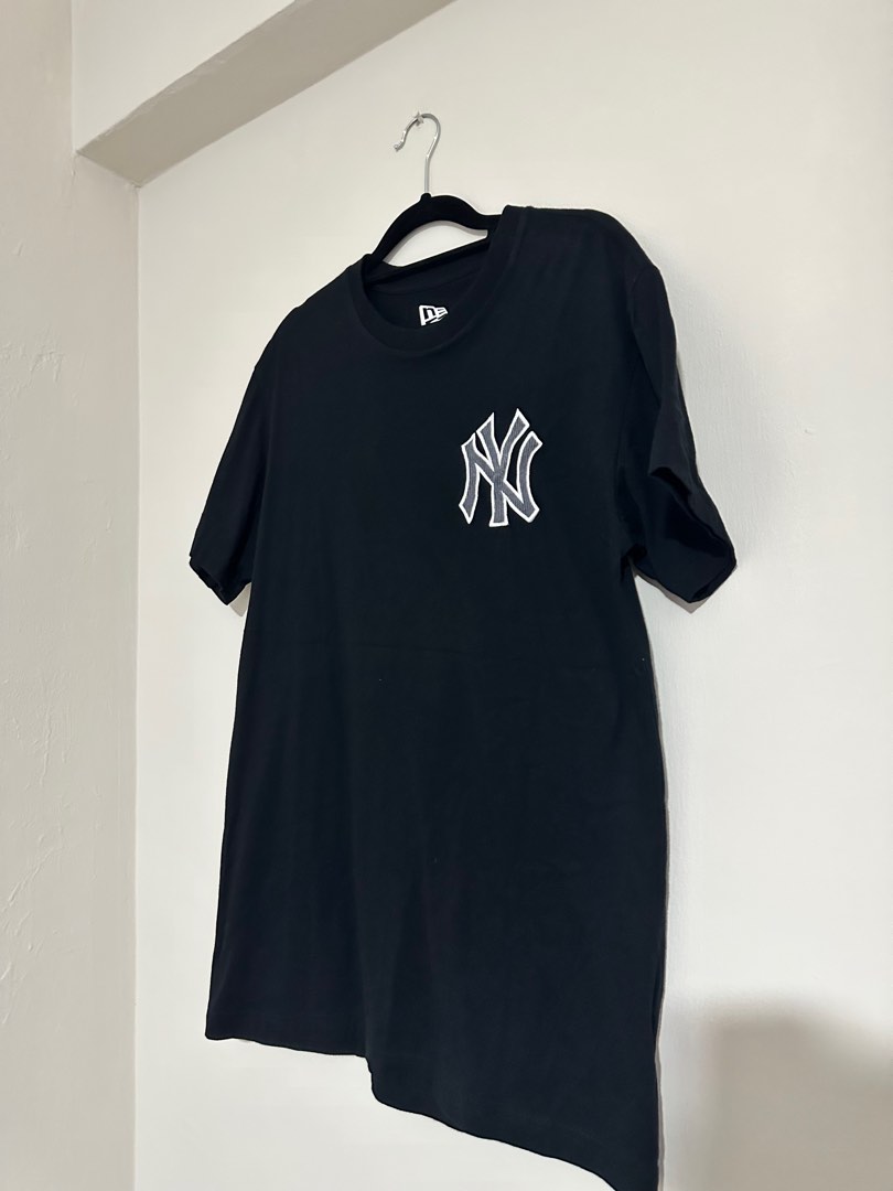 got rings Ny yankees vintage tee, Men's Fashion, Tops & Sets, Tshirts &  Polo Shirts on Carousell