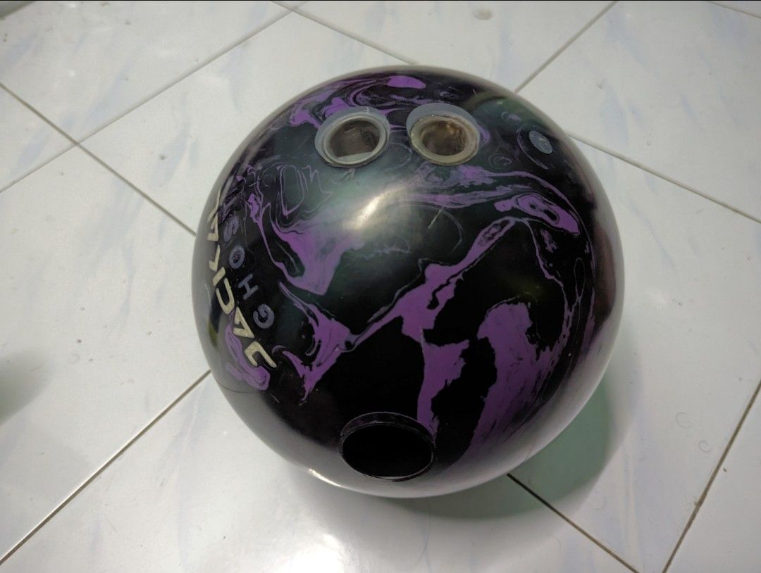 Motiv Jackal Ghost Bowling Ball (15lbs), Sports Equipment, Sports