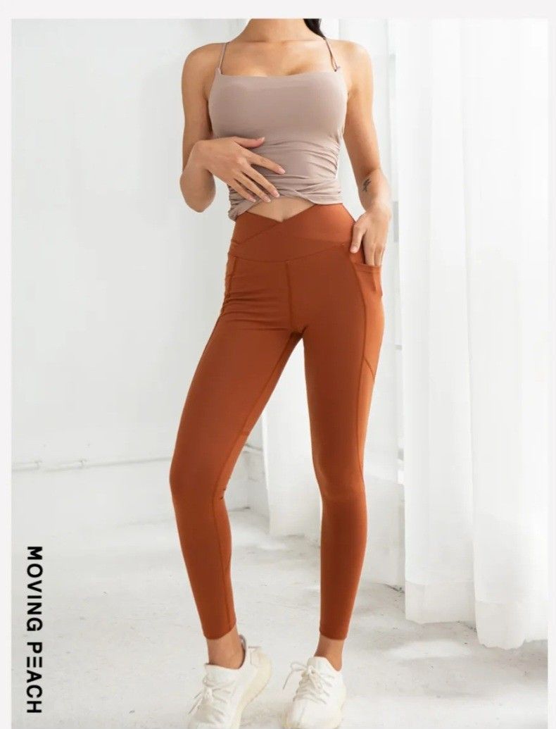 Caramel store colored leggings