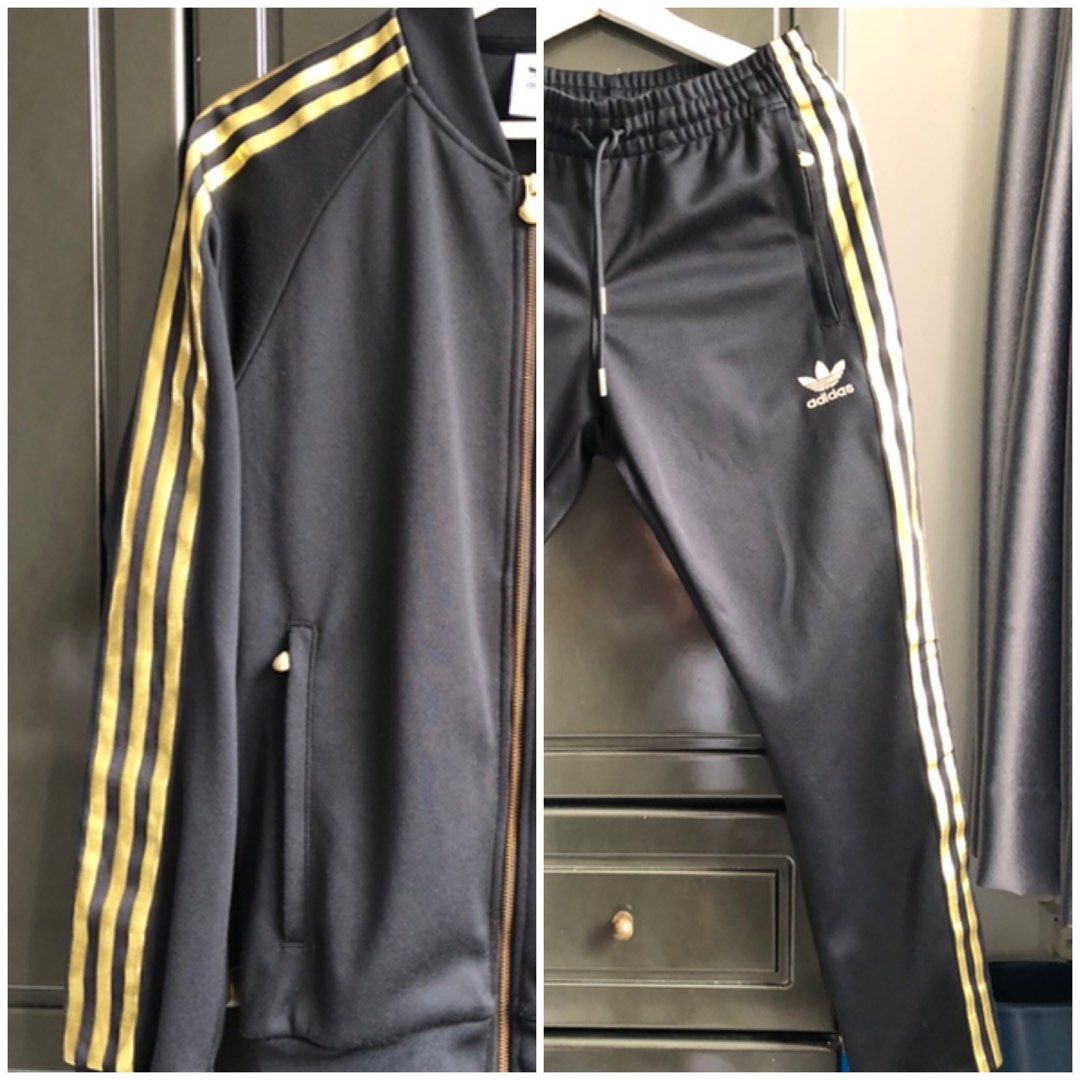 Adidas superstar black deals and gold jacket