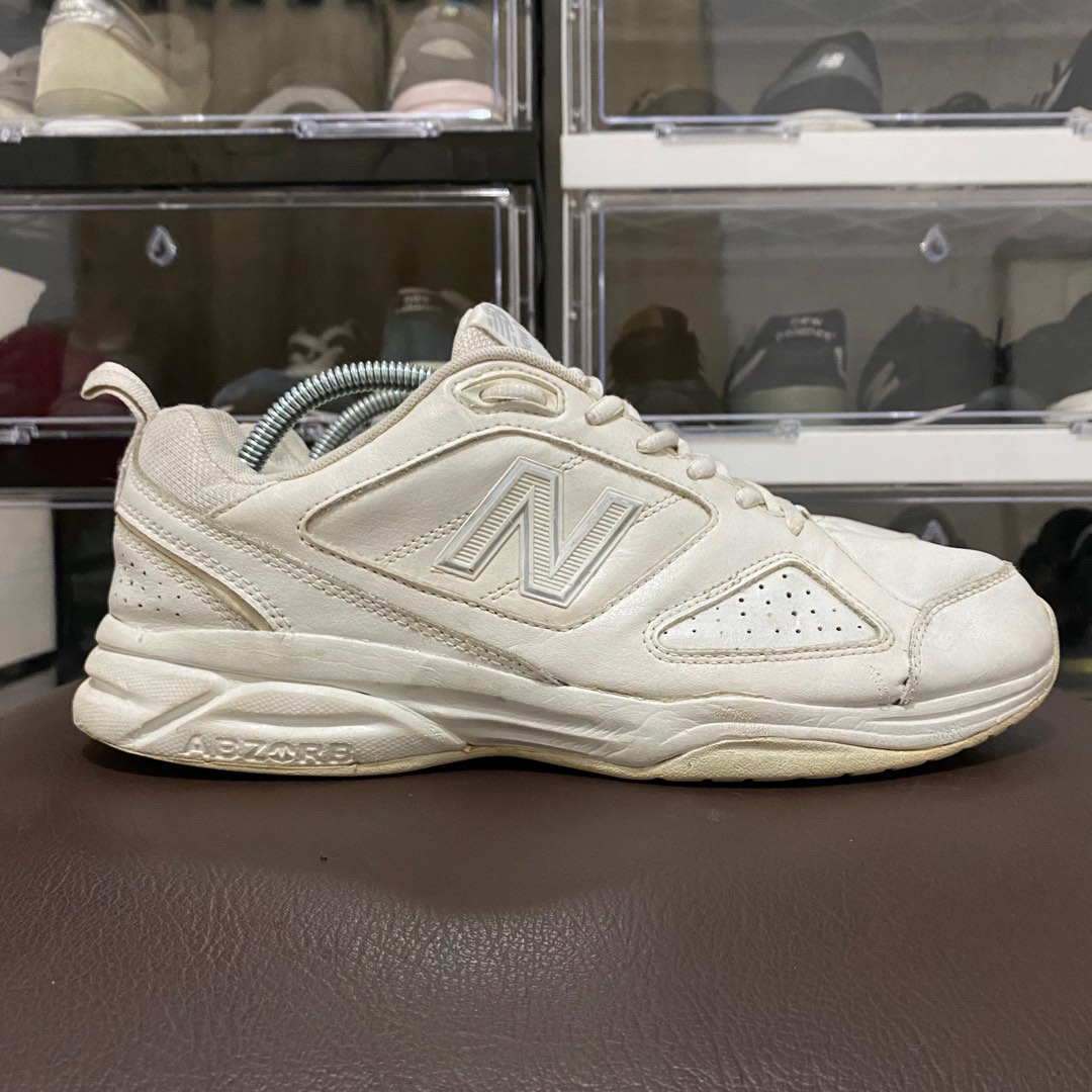 New balance 623 White Leather, Fesyen Pria, Sepatu , Sneakers di Carousell