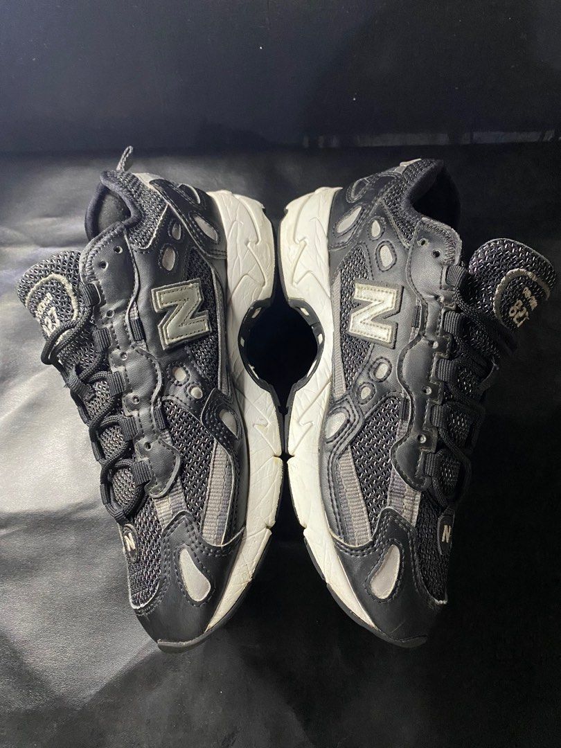 New balance store 827 40.5