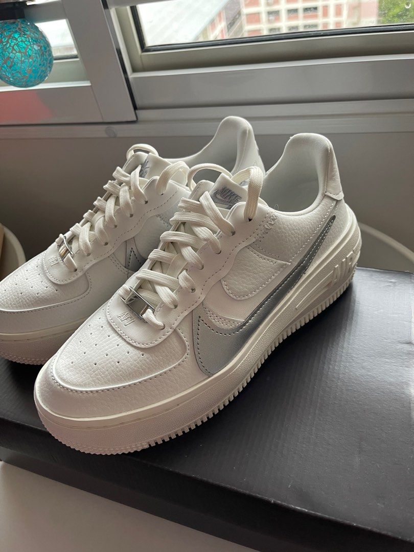 White nike air force 1 clearance platform