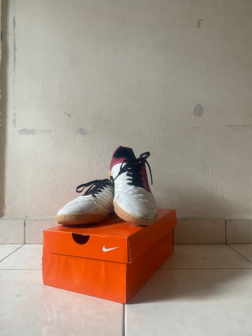 Nike lunar gato Men s Fashion Footwear Sneakers on Carousell