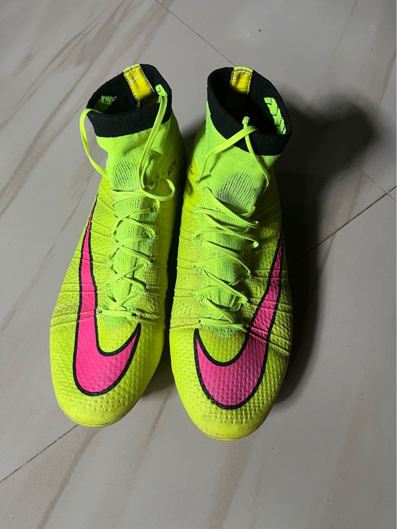 Nike shoes highlighter men Men s Fashion Footwear Sneakers on