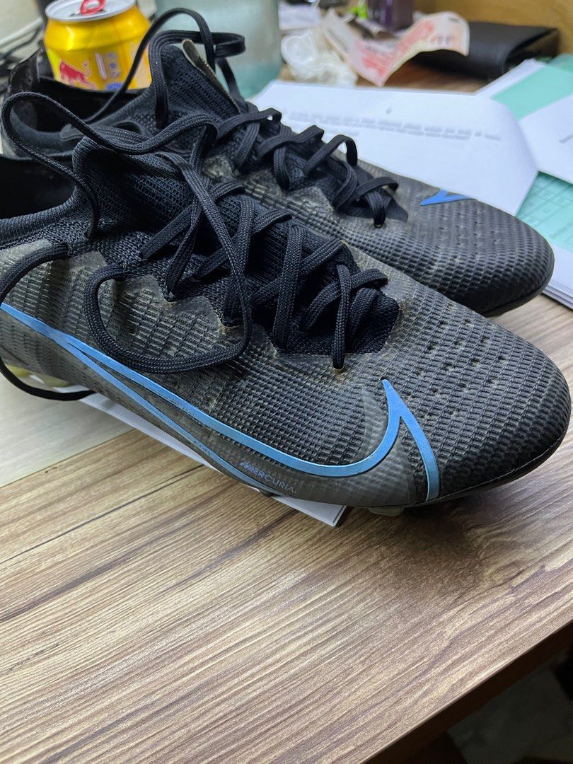 Black online nike vapour