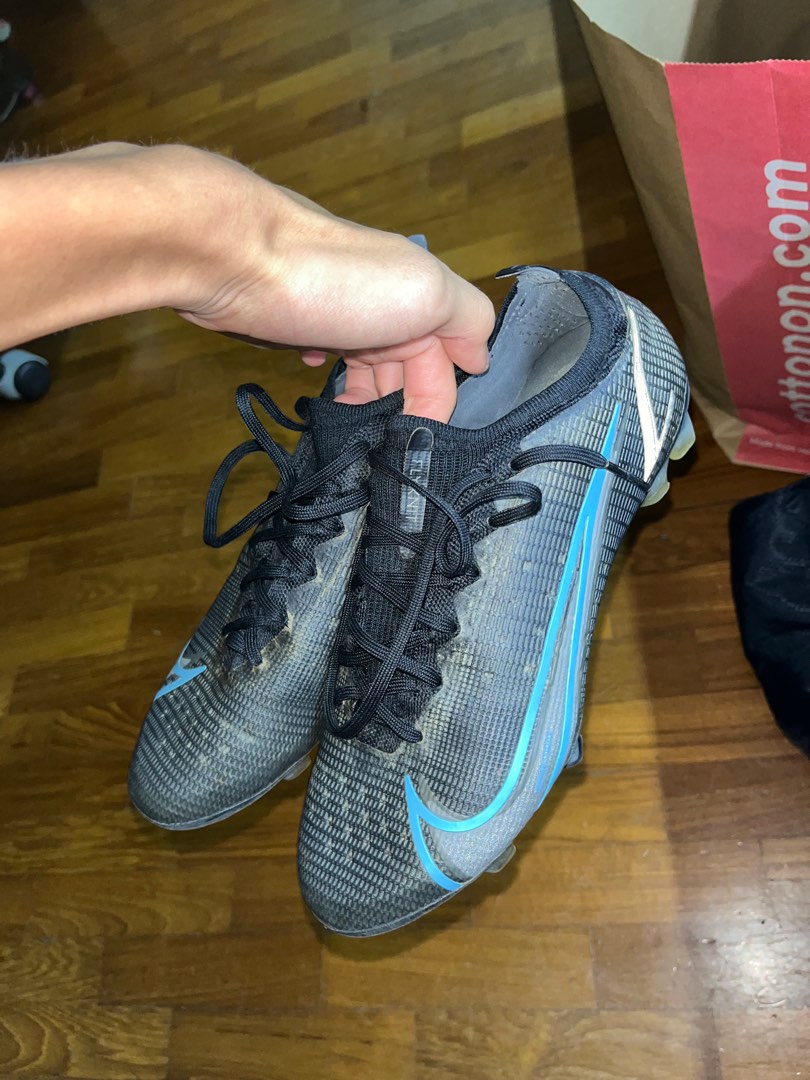 Black shop nike vapour