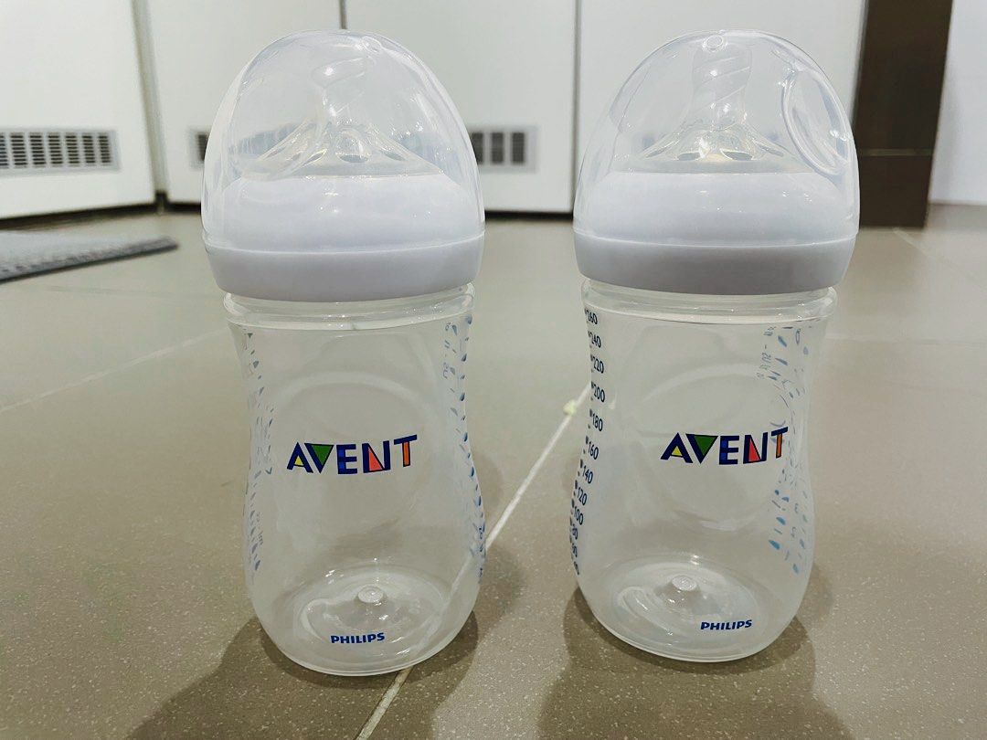 Philips AVENT Natural Bottle 9 oz / 260ml Clear Twin(2) Pack, Babies &  Kids, Nursing & Feeding, Breastfeeding & Bottle Feeding on Carousell