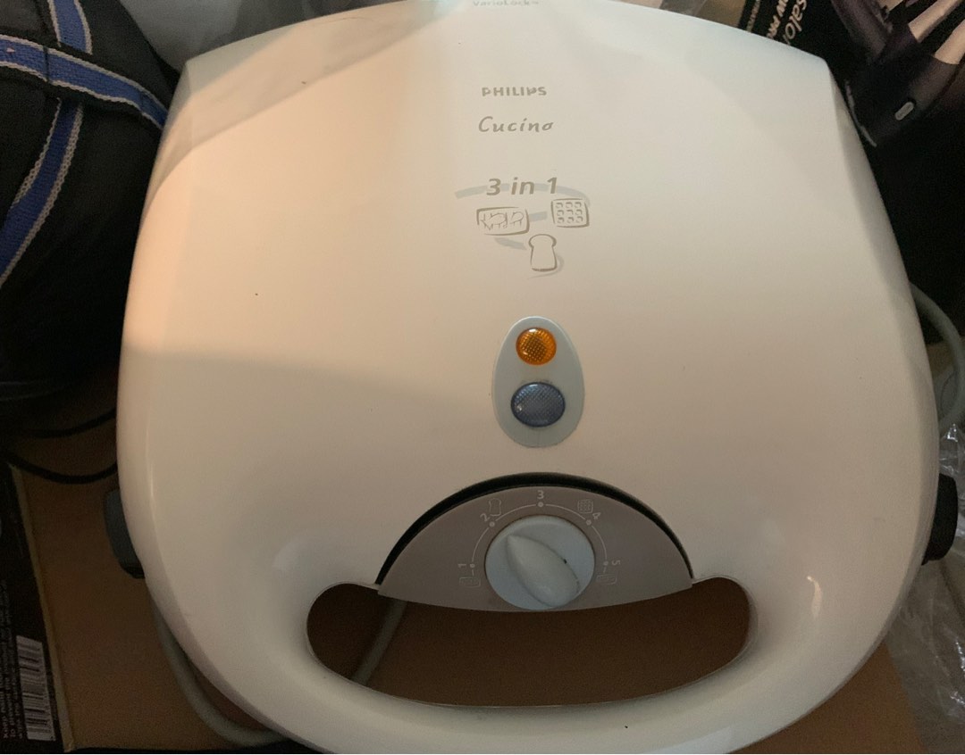 Philips waffle/toast/grill maker, 家庭電器, 其他家庭電器 Carousell