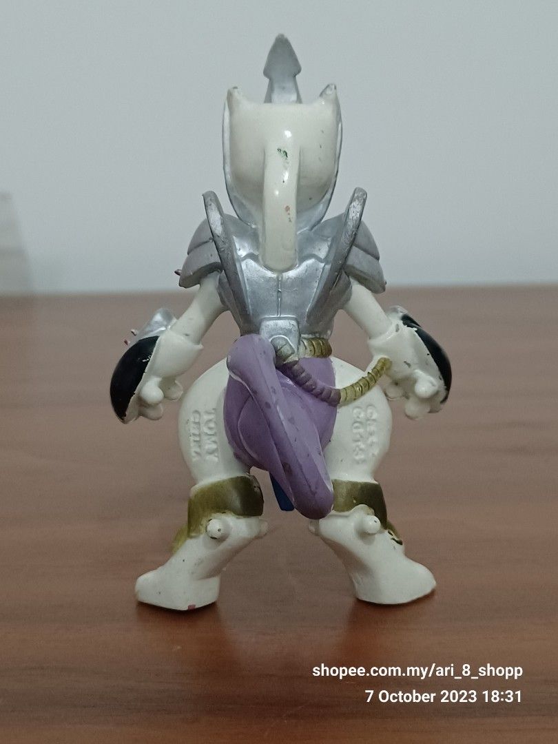 Takara tomy shop armored mewtwo