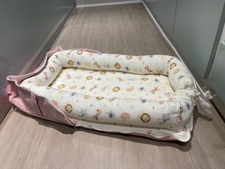 portable baby cot/ bassinet