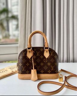 (Kategori: ) berada di . Dikirim oleh cathscloset (ID iklan 1253545731, Gambar 1). Deskripsi: .