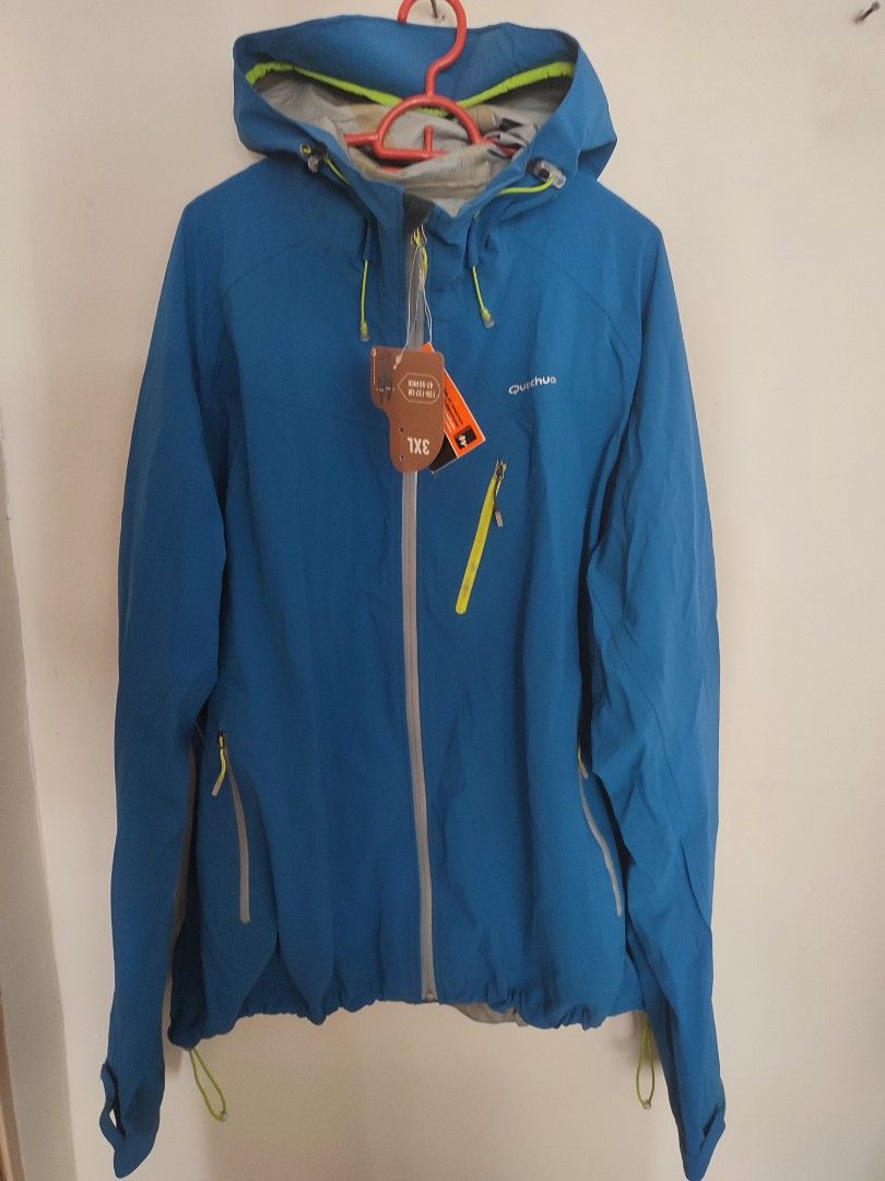 Quechua hiking best sale jacket