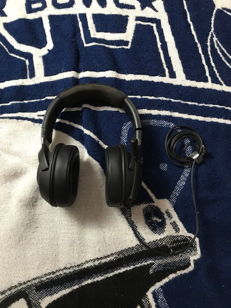 razer headphones, Audio, Headphones & Headsets on Carousell