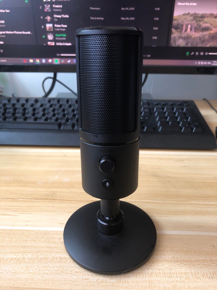 Razer Seiren Mini, Audio, Microphones on Carousell
