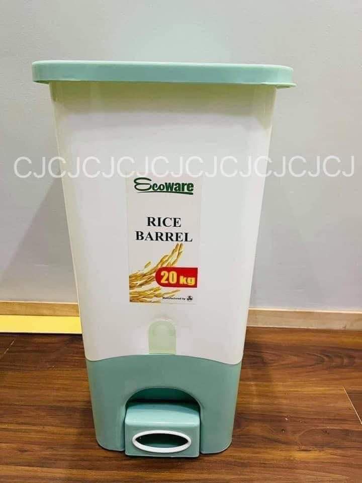 rice dispencer (Category: Storage Boxes & Baskets) located in Manila. Submitted by espinosakimrhian (Listing ID 1259087386, Image 2). Description: 590php :20KILOS ECOWARE RICE BARREL CONTAINER.