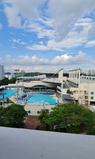 Room rent HDB, NO AGENT FEES, Pool view, Common room, cooking is allowed, comes with bed and wardrobe,  quiet environment, no kids, corner unit, the only room for rent in unit, swimming pool, females only, 1 or 2 pax, Muslim home, owners with no kids