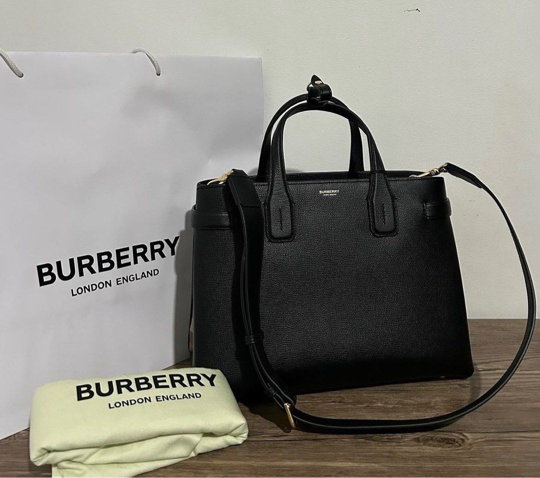 Burberry banner sale clearance