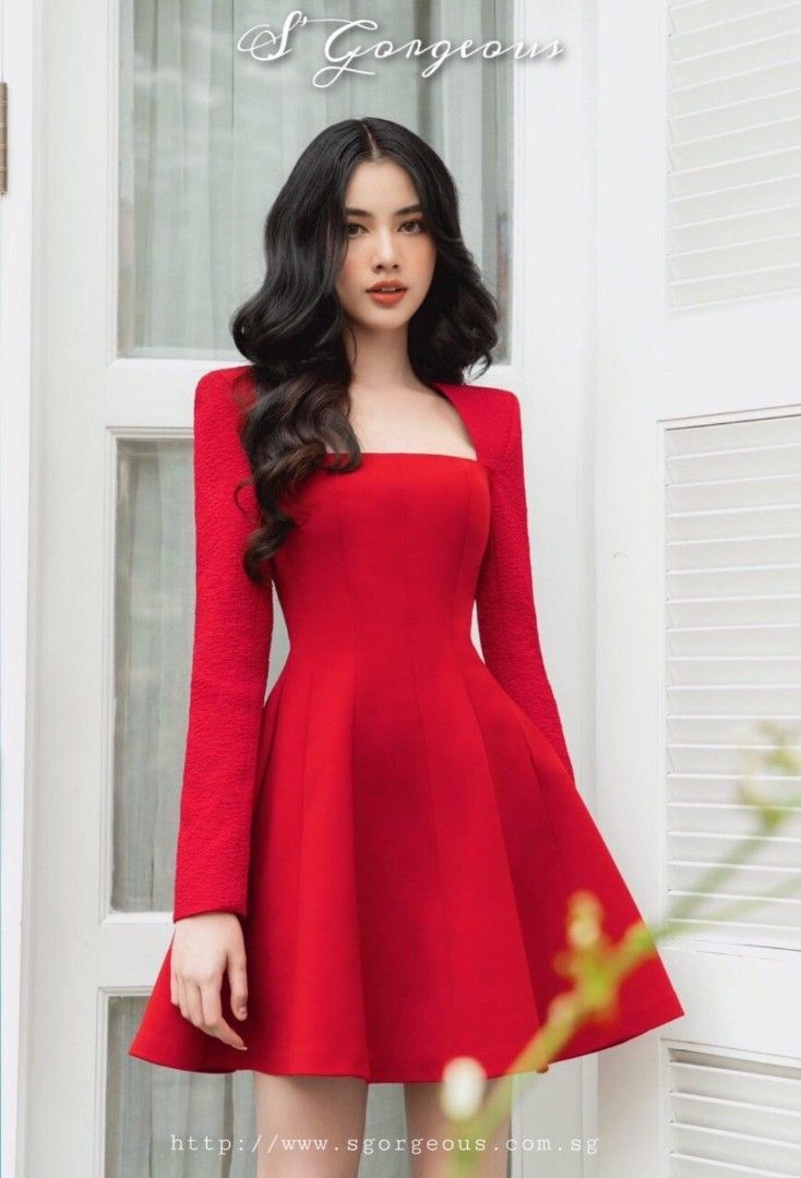Red cocktail outlet dress with sleeves