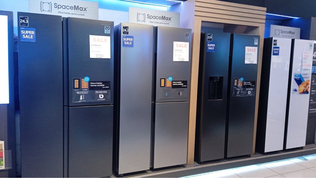 SAMSUNG SIDE BY SIDE INVERTER REFRIGERATOR, TV & Home Appliances