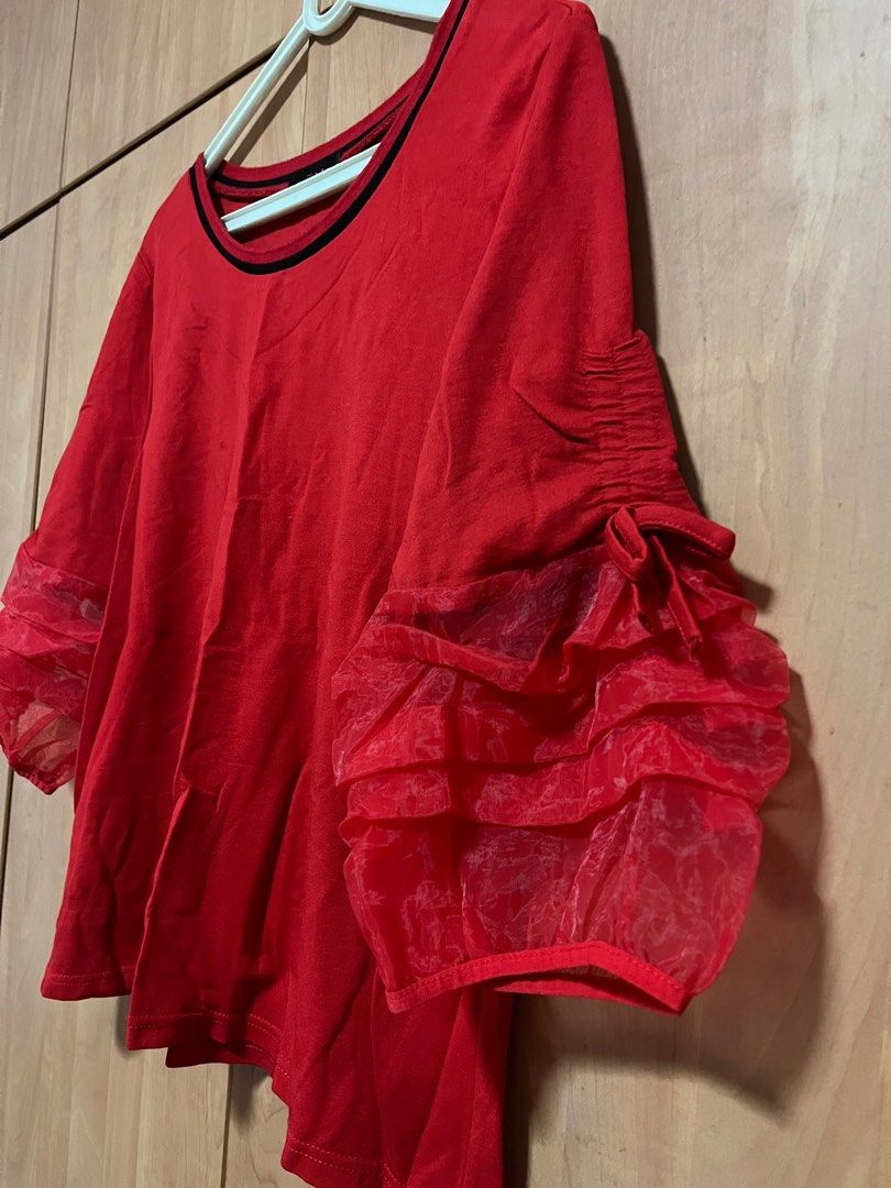 Second Hand Tops Second Hand Top, Women's Fashion, Tops, Other Tops on Carousell