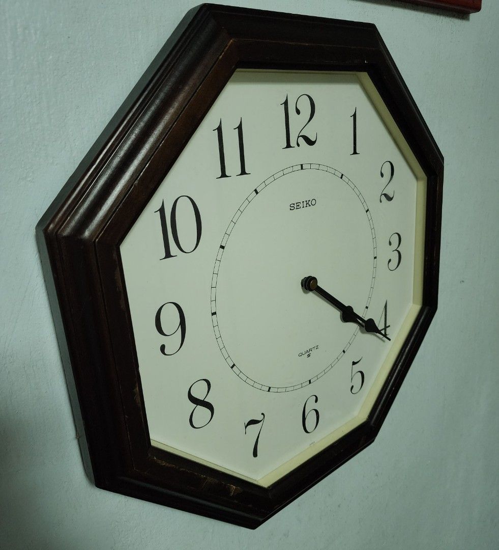 Seiko vintage wall clock, Hobbies & Toys, Collectibles & Memorabilia