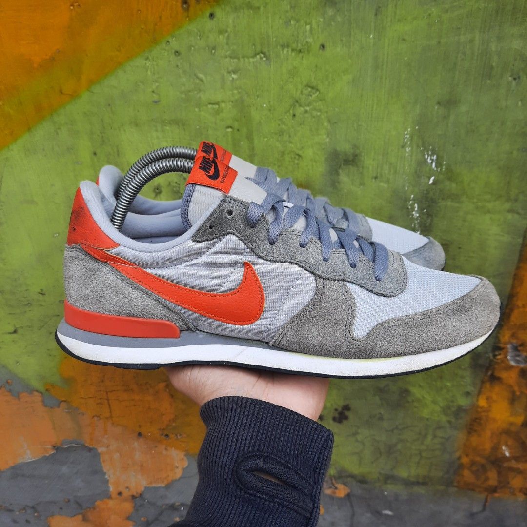 Nike internationalist 42 on sale