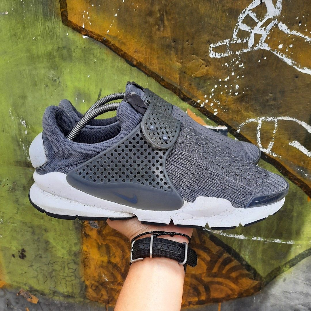 Sepatu Second Nike Sock Dart Size 42.5 Fesyen Pria Sepatu