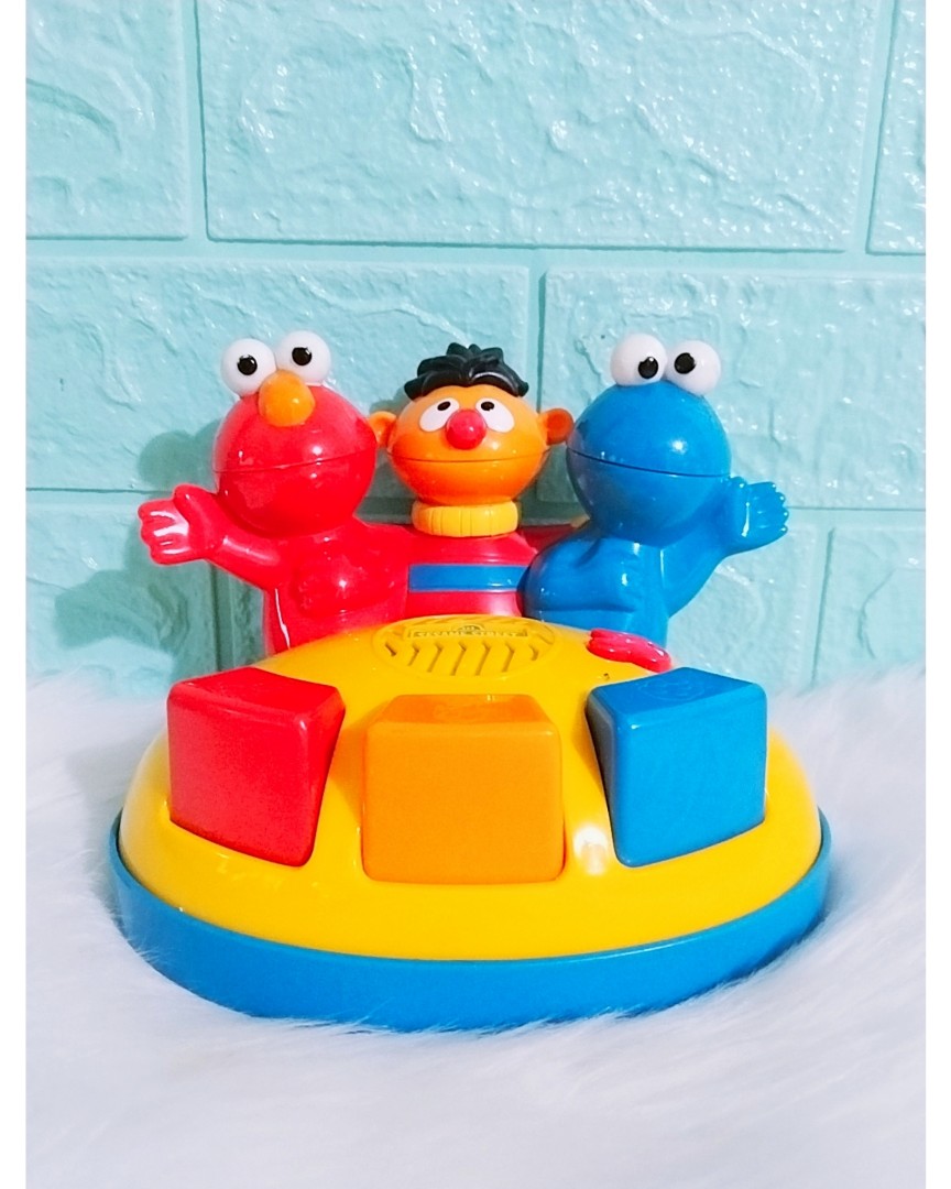 Sesame Street Toy Elmos Giggle Gang Piano 2005 Rare, Babies & Kids ...