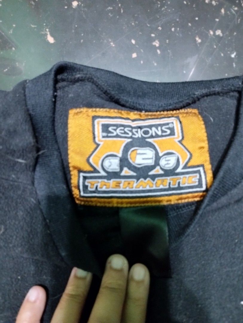 Sessions Thermatic Sweater Long sleeve (Category: Coats, Jackets and Outerwear) located in Pasig City. Submitted by tenggp (Listing ID 1259196818, Image 3). Description: All black. Sherpa material. From US. Nice for cold nights since it is made for cold weather in the US and brand makes clothes for outdoor wear. Size: Medium-Large Ship thru J&t and Lalamove. Can do meet up just send me a message..