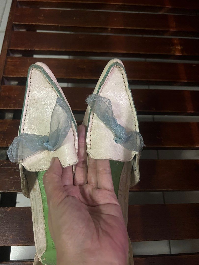 Shoes branded (Category: Heels) located in Manila. Submitted by cloudswimmer (Listing ID 1259190487, Image 2). Description: Lightly used however peeling from the inside due to prolonged storage Needs cleaning Heel tip needs to be replaced Flaws shown on photo Negotiable.