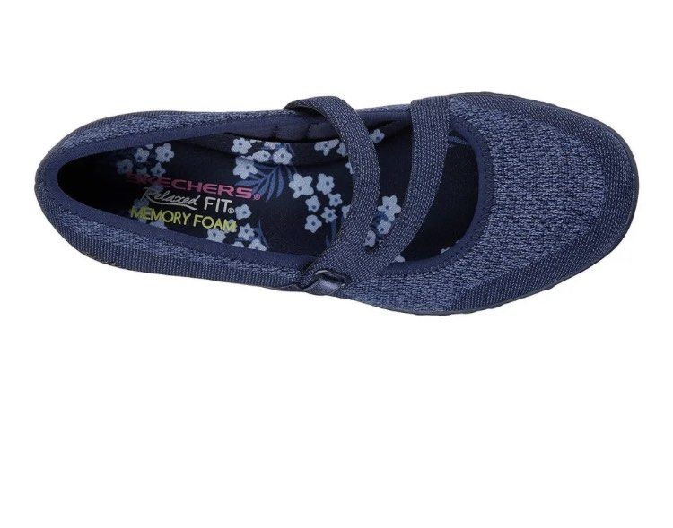 Skechers Relaxed Fit Breathe Easy Lucky Day Shoes Womens Strap