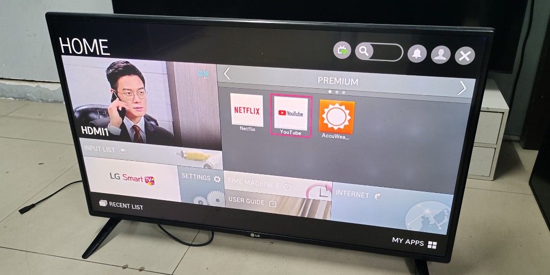 Smart tv 42 inci LG second YouTube Netflix TV Home Appliances