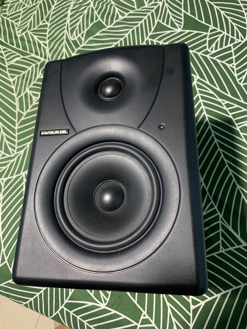 Mackie Speakers Pair , Audio, Soundbars, Speakers & Amplifiers on Carousell