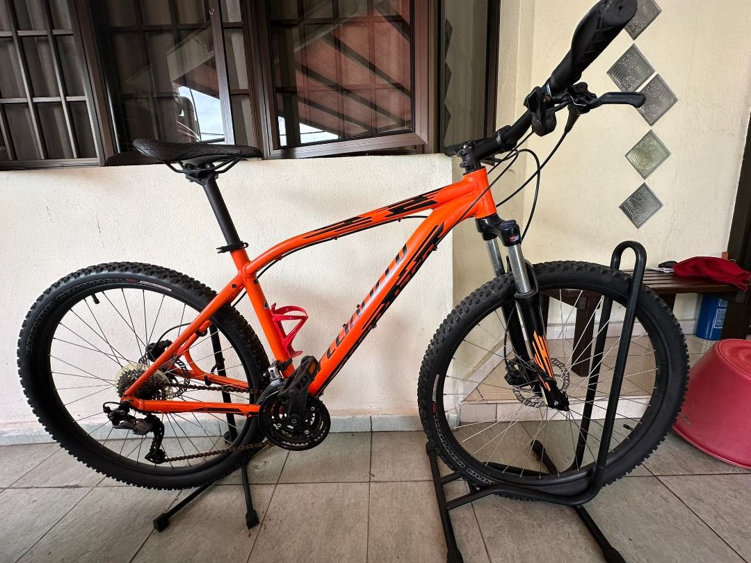 Specialized pitch hot sale sport mountain bike
