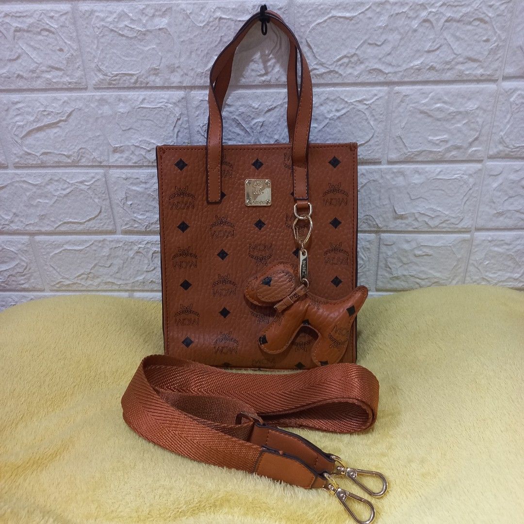 Sale Tas MCM lengkap gantungan