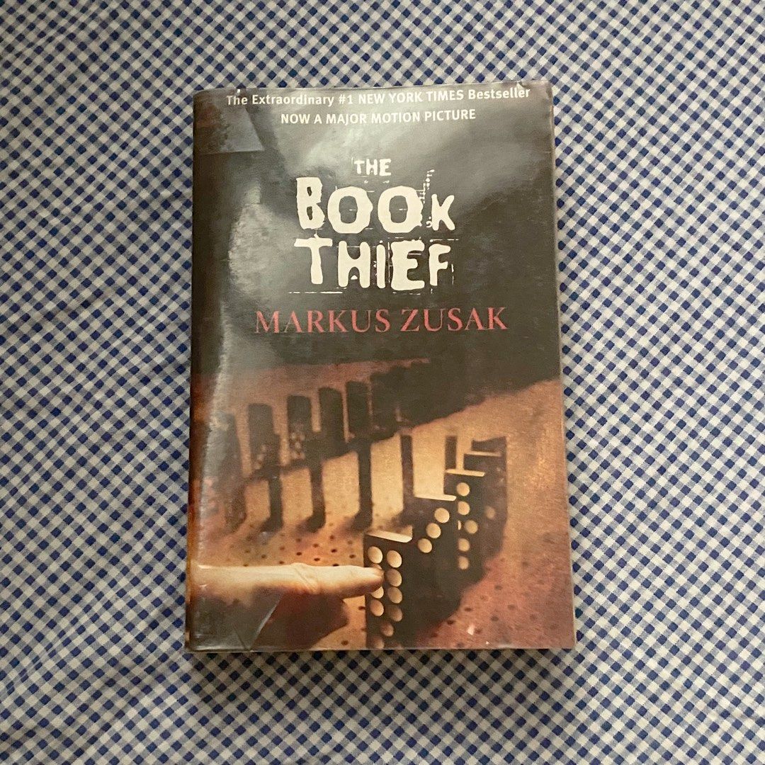 the book thief by markus zusak (preloved/secondhand), Hobbies & Toys ...