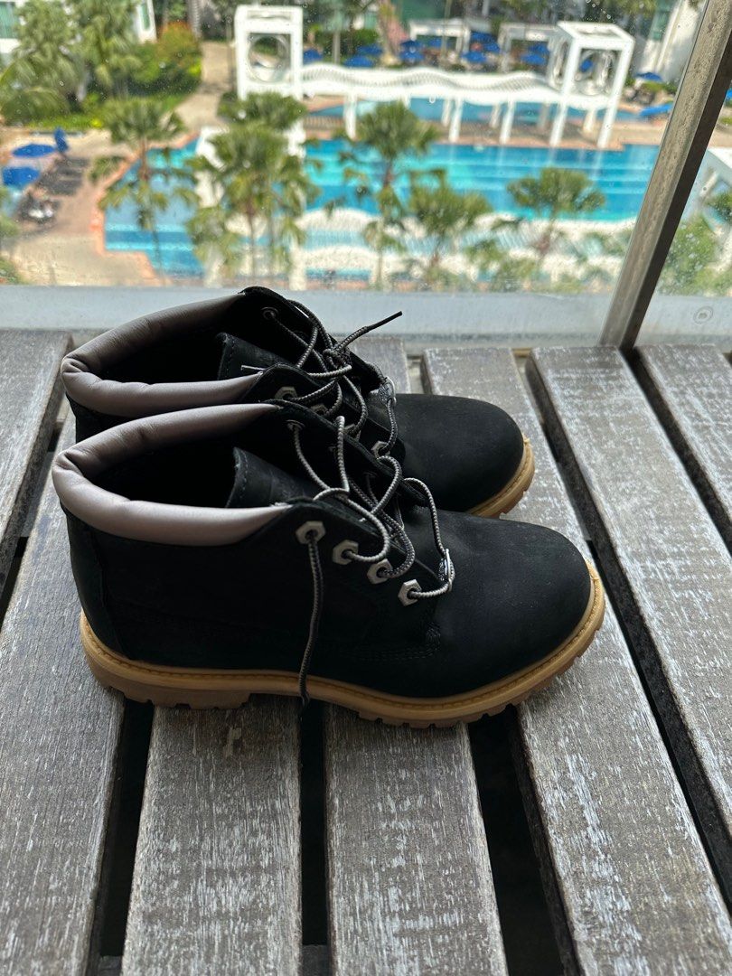 Slim nellie top chukka boots black